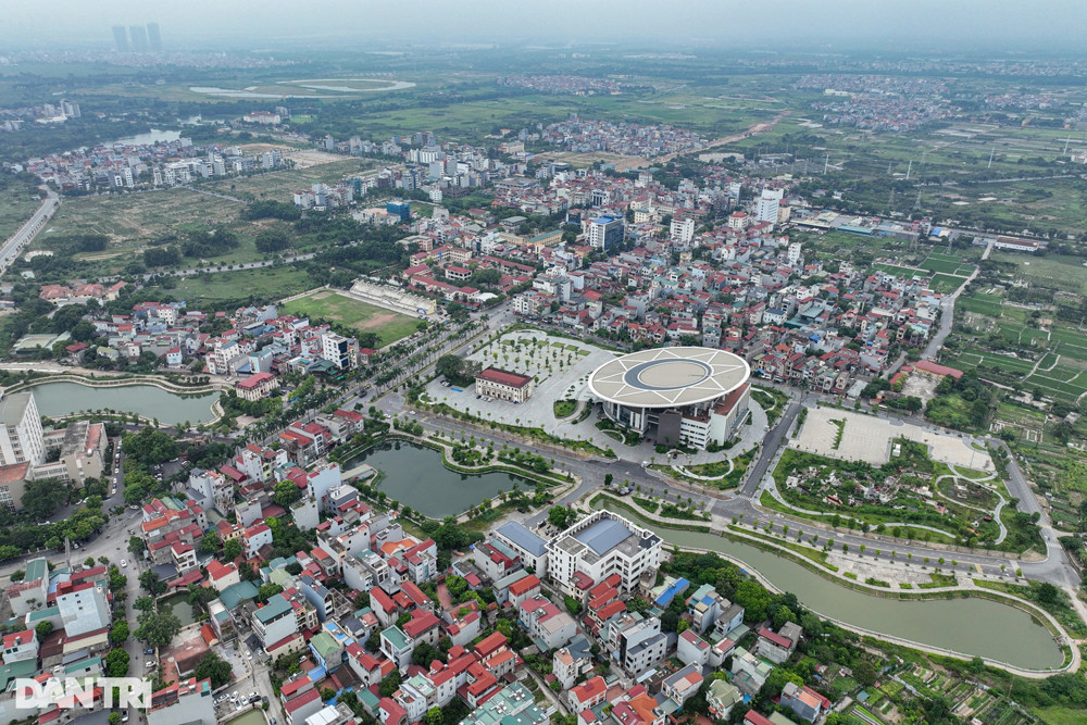 90M mặt quốc lộ 3 . sẵn nhà 4 tầng