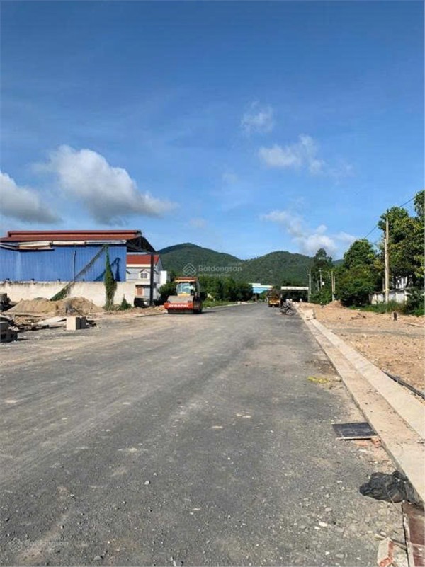 GIẢM SÂU BÁN GẤP Lô ĐẤT CHÍNH CHỦ Mặt Tiền Xã Tóc Tiên, Phú Mỹ, Bà Rịa Vũng Tàu