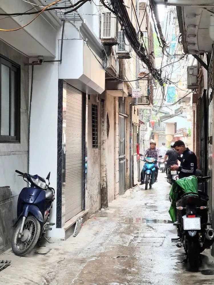 Bán Nhà Xã Đàn 34.7m2. 4 tầng. mặt tiền 3.05. giá chỉ 12.85 Tỷ Đống Đa Hà Nội