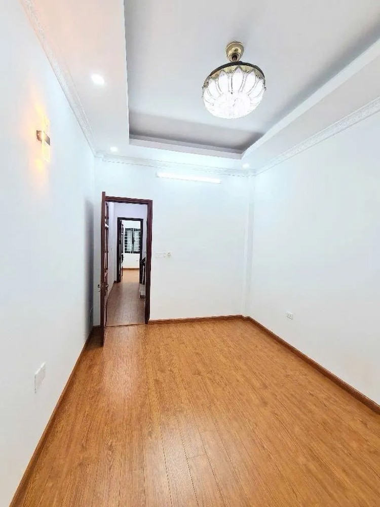 Bán Nhà Xã Đàn 34.7m2. 4 tầng. mặt tiền 3.05. giá chỉ 12.85 Tỷ Đống Đa Hà Nội