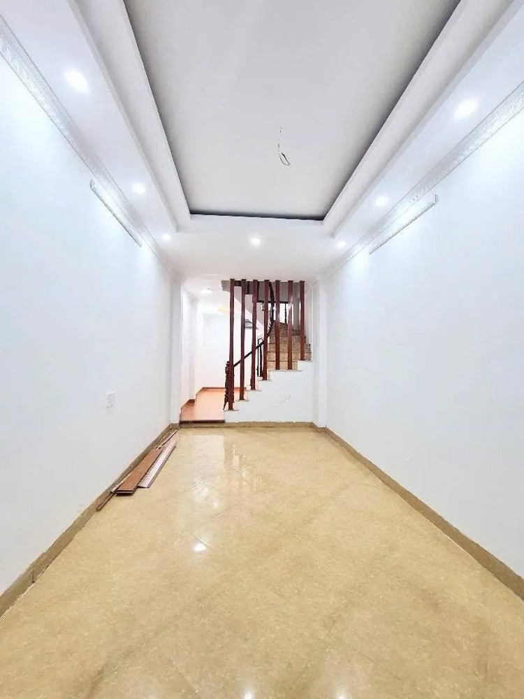 Bán Nhà Xã Đàn 34.7m2. 4 tầng. mặt tiền 3.05. giá chỉ 12.85 Tỷ Đống Đa Hà Nội