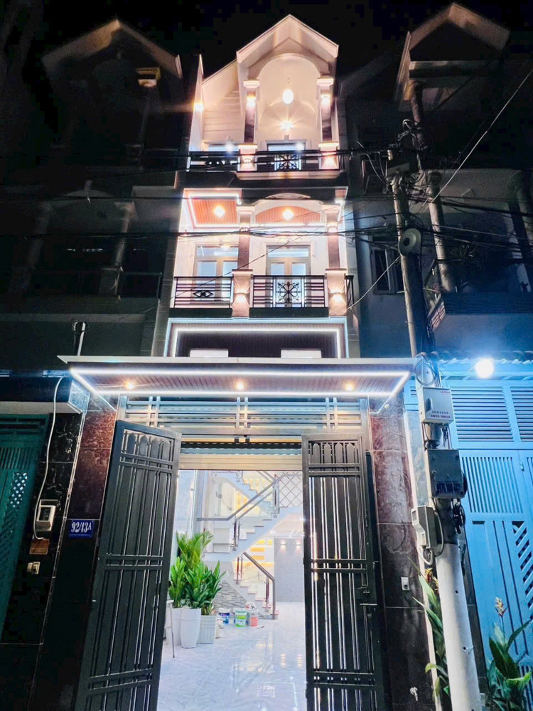 BÁN NHÀ ĐẸP (4x14.5) GIÁ TỐT – HẺM 92/43 LÂM THỊ HỐ, Q12 – GIÁ CHỈ 5,6 TỶ!