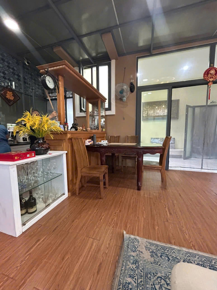 CẦN BÁN NHÀ SÂN VƯỜN MINI SIÊU RỘNG - CÓ THU NHẬP SẴN - PHƯỜNG PHÚ HỮU- Q9 - HỒ CHÍ MINH