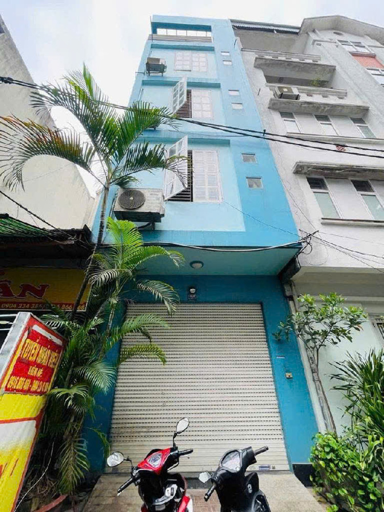 Bán nhà phố Vĩnh Phúc - Ba Đình - Ô tô ngủ trong nhà - 50m , 5 tầng , mt 4m - Giá vào việc 20 tỷ