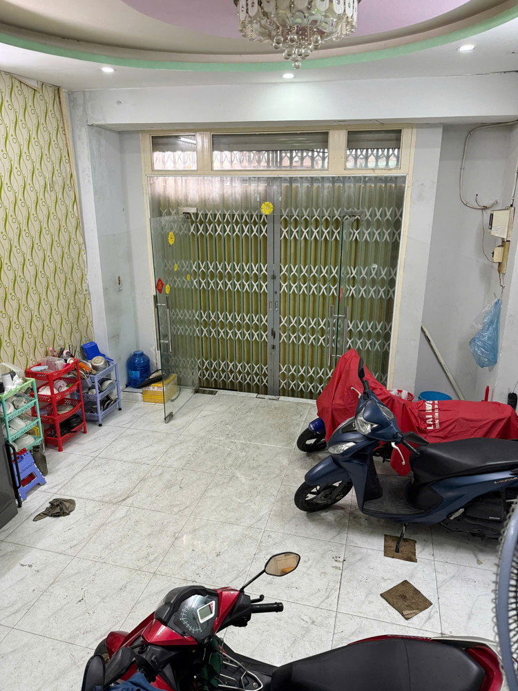 Nhà vị trí đẹp cách MT 30m Phạm Thế Hiển P.Chánh Hưng (P4Q8) ko lộ giới