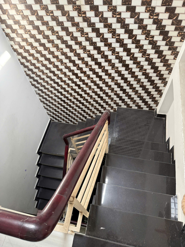 Nhà vị trí đẹp cách MT 30m Phạm Thế Hiển P.Chánh Hưng (P4Q8) ko lộ giới