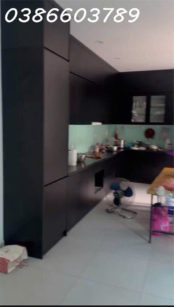 65.2m² – Mặt phố Ái Mộ, mặt tiền 4.5m, 4 tầng – giá chào 30 tỷ