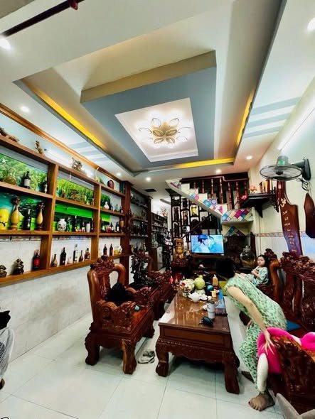 NHÀ HẺM XE HƠI –  NGÃ TƯ 4 XÃ – GIÁP TÂN PHÚ