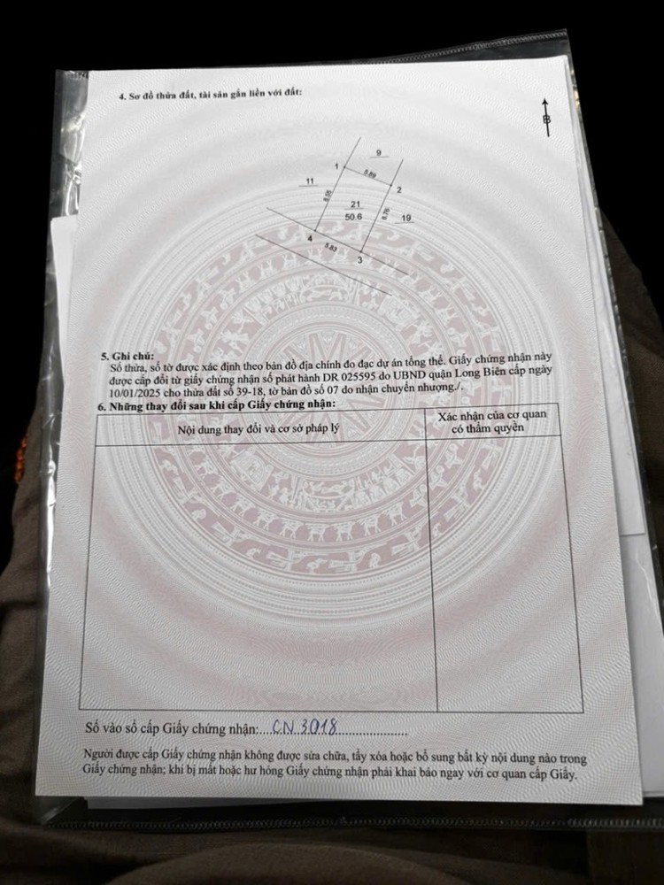 Bán đất Phố Trạm, Ngõ Thông oto, 50m ngay aeomall. LH 0936123469