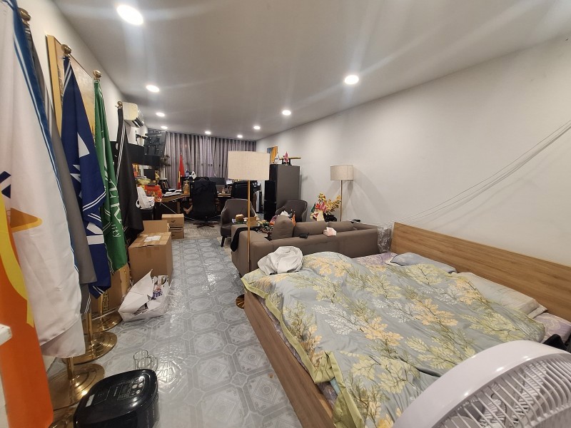 Bán nhà  đường Số 8, Trường Thọ, Thủ Đức, TP HCM. DT 168 nm2, 4x42m, 4 tầng, 8PN, SH, 12.8 tỷ