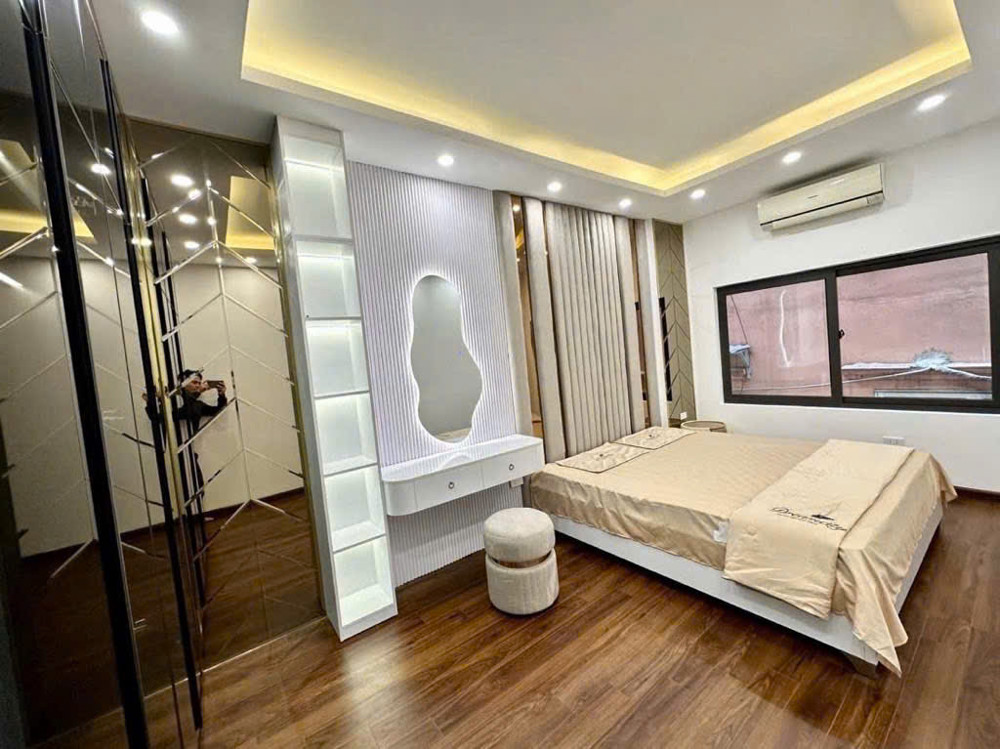 Bán Nhà Khương Trung, Thanh Xuân Sổ 30M 5 Tầng Tặng Full Nội Thất Chỉ 7,95 Tỷ