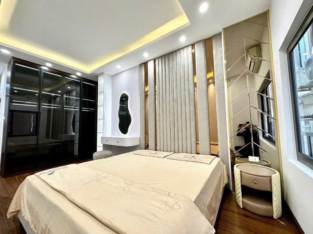 Bán Nhà Khương Trung, Thanh Xuân Sổ 30M 5 Tầng Tặng Full Nội Thất Chỉ 7,95 Tỷ