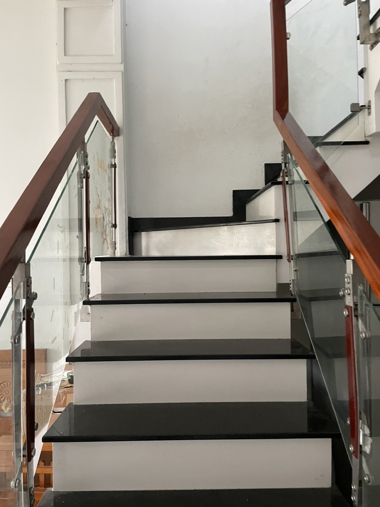 NHÀ ĐẸP GIÁ CỰC RẺ P. TRUNG MỸ TÂY, Q12 – TRỆT LẦU ĐẸP MỚI – PHÁP LÝ CHUẨN CHỈNH!