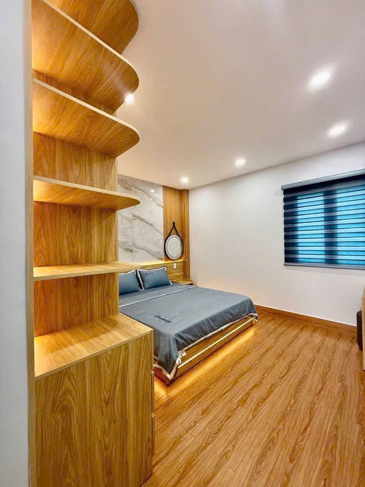 Nhà mới xây full nội thất hẻm xe hơi Hà Huy Giáp, Thạnh Lộc Q12, 60m2, 3 tầng, 4PN, sổ hồng riêng,