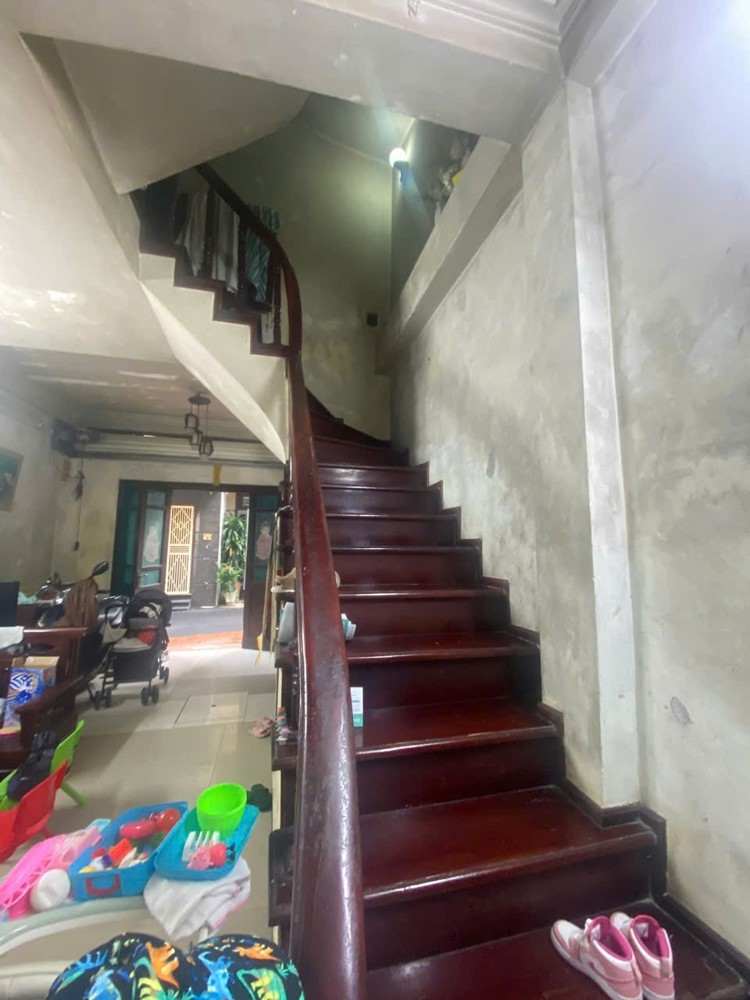 264.88.2C Ngọc Thụy. 32 4 4 11.7 tỷ