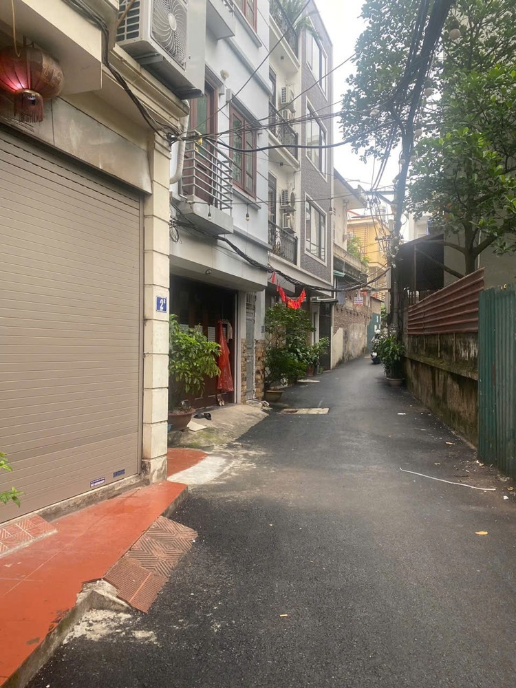 264.88.2C Ngọc Thụy. 32 4 4 11.7 tỷ