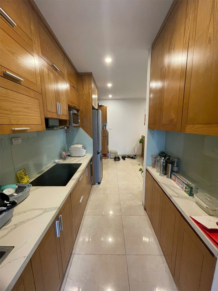 CĂN HỘ ĐẸP - GIÁ TỐT - CHÍNH CHỦ CẦN BÁN NHANH căn góc tầng trung có slot ô tô tại Cầu Giấy, Tp HN