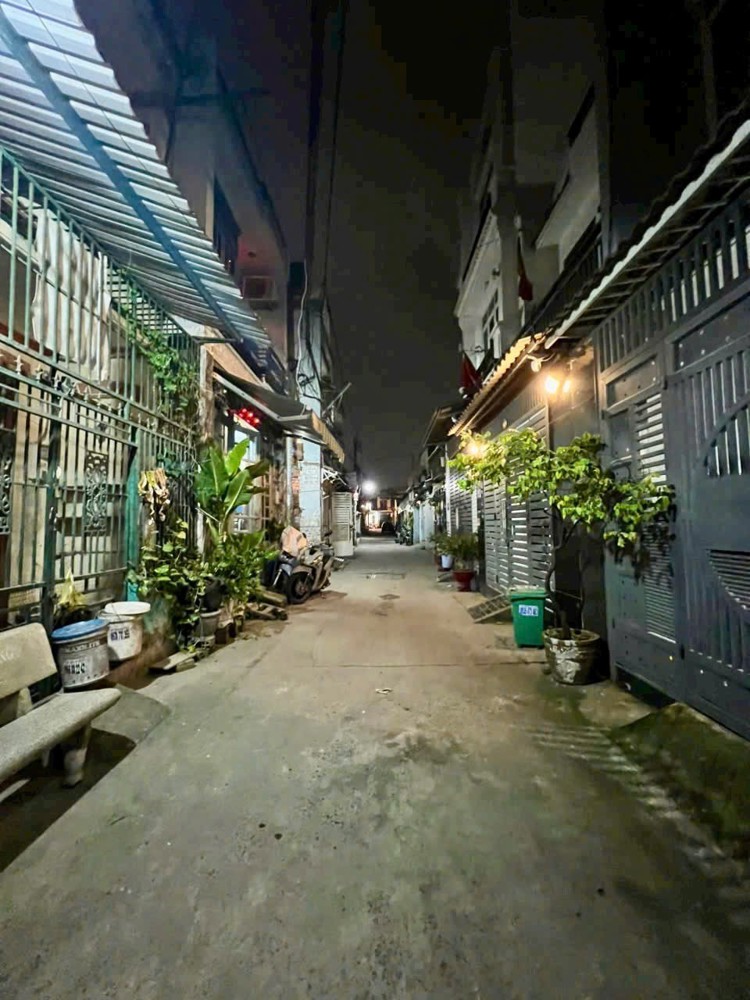 4❌13m, BÁN NHÀ 2 TẦNG, HXH, NGAY NHÀ MÁY BIA, HT, Q.12, 4 TỶ NHỈNH