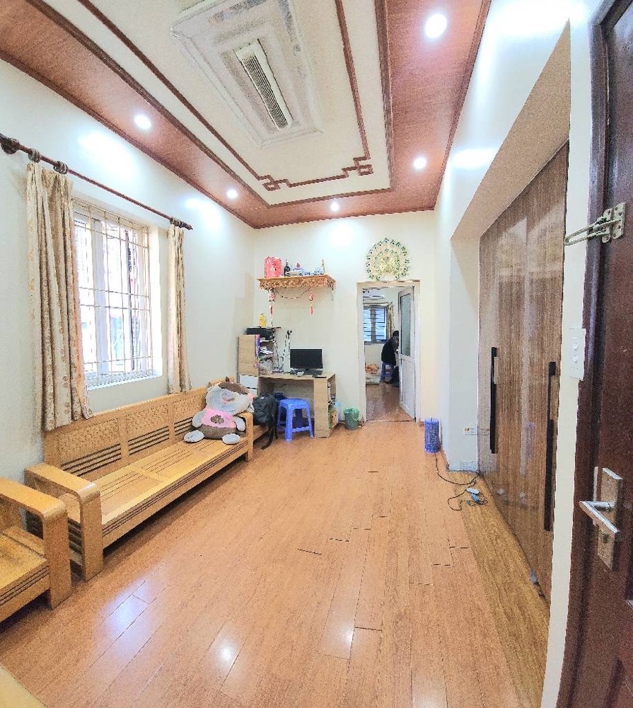 TẬP THỂ BA ĐÌNH 85M 2 NGỦ GIÁ 3,9 TỶ,NGÕ Ô TÔ TRÁNH,NHÀ LÔ GÓC THÔNG TẦNG 3,4