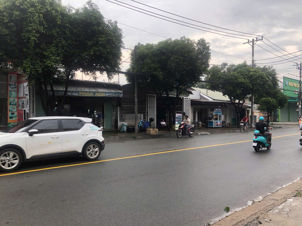 Bán nhà mặt tiên ngang 23m có 679m2 thổ giá 55 tỷ Đường Lê Văn Khương