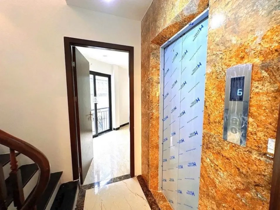 BÁN NHÀ MỚI  XUÂN ĐỈNH - CẠNH CV HÒA BÌNH - 7 TẦNG THANG MÁY - OTO 55M2 CHỈ 19 TỶ