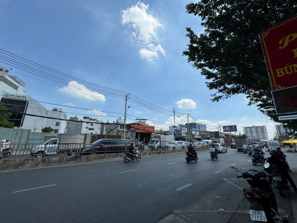 Bán Lô Đất Lớn Mặt Tiền Quốc Lộ 13, Hiệp Bình Phước - TP Thủ Đức, Hồ Chí Minh