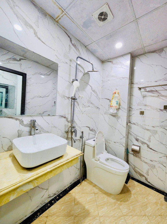 Giảm mạnh. Bán nhà Xuân Đỉnh, Cạnh KĐT Ngoại Giao Đoàn, ngõ hơn 3M, 2 Thoáng, ô tô đỗ cổng