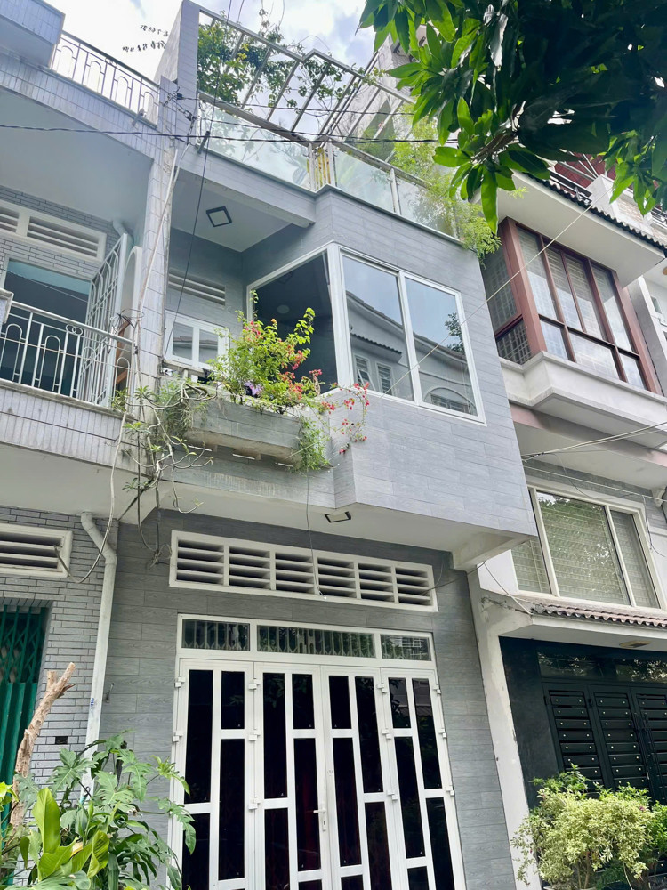 Bán nhà ở đường Thống Nhất 4*20m, 2 Tầng, hẻm xe ô tô, giá chỉ 6 tỷ, don vào ở ngay