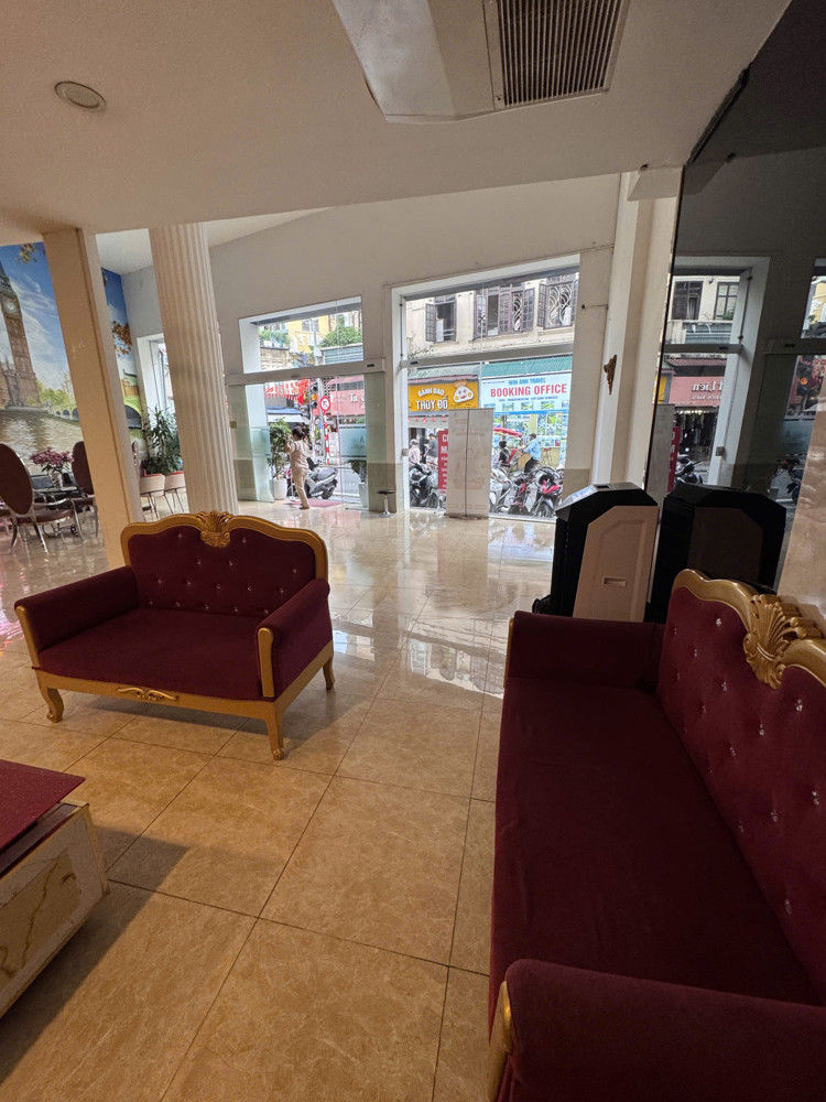 CỰC HIẾM - CHO THUÊ MỘT PHẦN MẶT BẰNG SẢNH A25 – SỐ 19 CHẢ CÁ, HOÀN KIẾM, HÀ NỘI