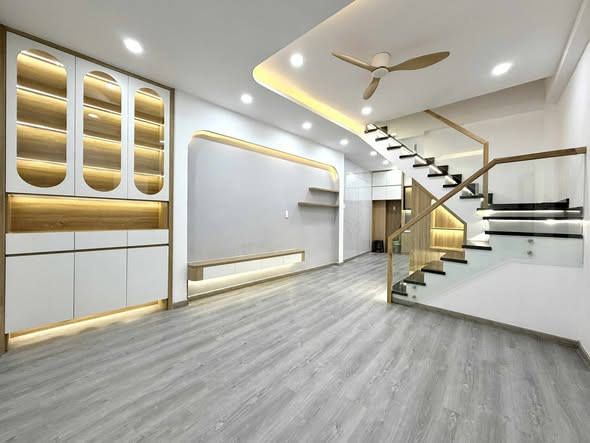 Nhà Đường Hoà Hưng Phường 13 Quận 10 Cũ