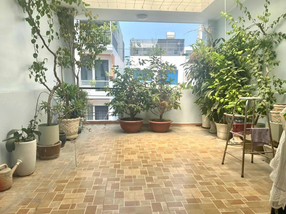 NHÀ 3 TẦNG - BÌNH TÂN – GIÁP TÂN PHÚ – DT 4M X 16M  – HẺM XE TẢI  – NHỈNH 8 TỶ