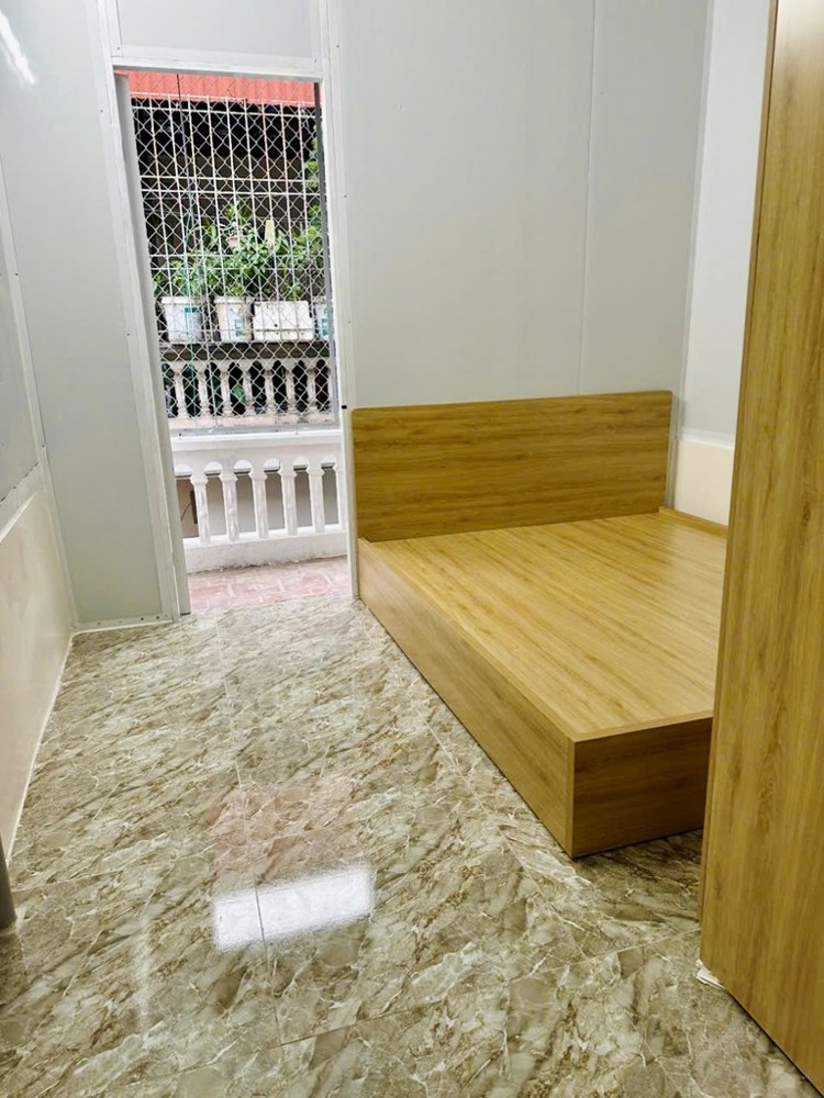 LÔ GÓC CẦU GIẤY CỰC THOÁNG - NHÀ CỰC ĐẸP - THANG MÁY - GẦN PHỐ - KINH DOANH _38/41M2