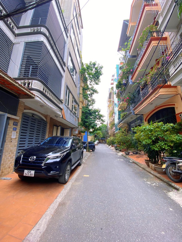 Rẻ nhất Cầu Giấy !Phạm Tuấn Tài, ô tô tránh vỉa hè, kinh doanh, 62m, 6 tầng. Giá nào thì cũng bán