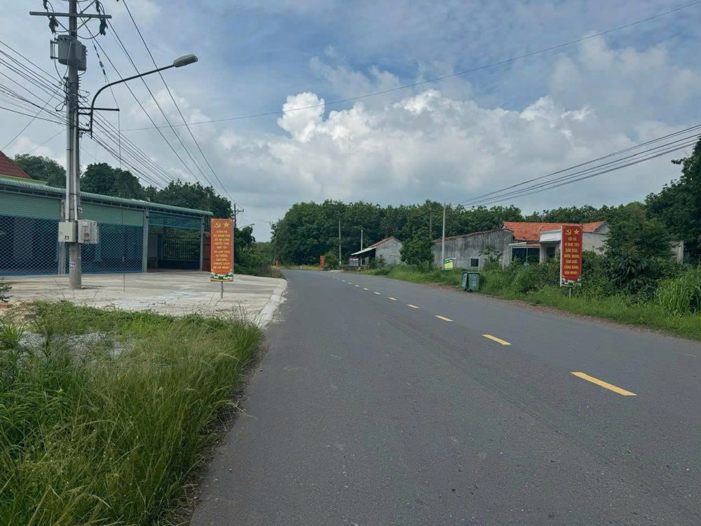 Lô Đất Đẹp - Mặt Tiền - Cần Bán Tại Xã An Long, Phú Giáo, Bình Dương