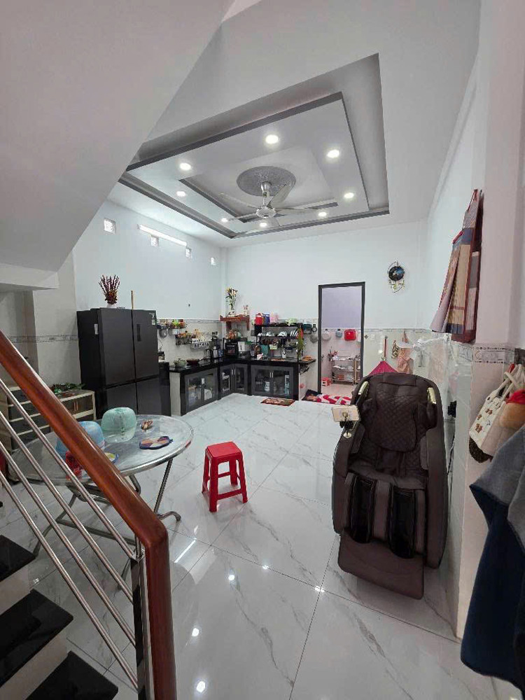 🔥BÁN NHÀ 4 tầng – 4.5 x 13m –SHR  – HẺM XE HƠI – gần Hà Huy Giáp , Q12 – CHỈ NHỈNH 4 TỶ🔥