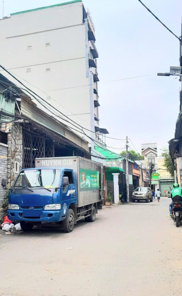 Bán nhà cấp 4 gần chợ Tam Bình, gần 50m2 đường Lô C, Gò Dưa Thủ Đức 3.05 tỷ