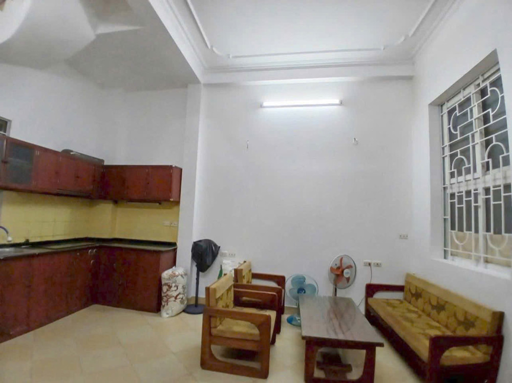 Bán nhà Chùa Bộc, Thái Hà 20m ra phố, Sổ đỏ 30m xây 5 tầng 3 phòng ngủ, 2 thoáng ở ngay