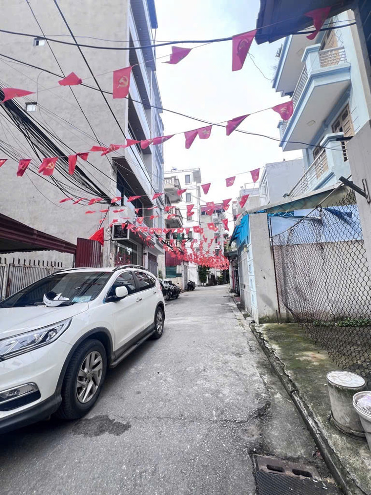 Bán đất Tư Đình , 96m. Đất nở hậu, ô tô vào tận đất . Đất thoáng, gần Aeon, cầu THĐ, chung cư. Tiện