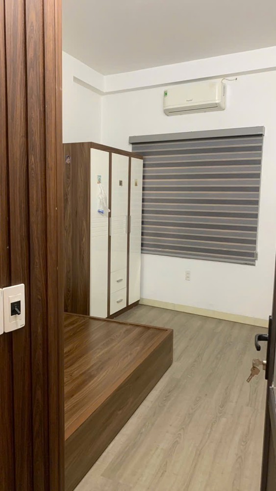 NHÀ ĐẸP PHỐ TRẠM – LONG BIÊN – 36M² – 4 TẦNG – 6 PHÒNG NGỦ – GIÁ TỐT 6xTỶ