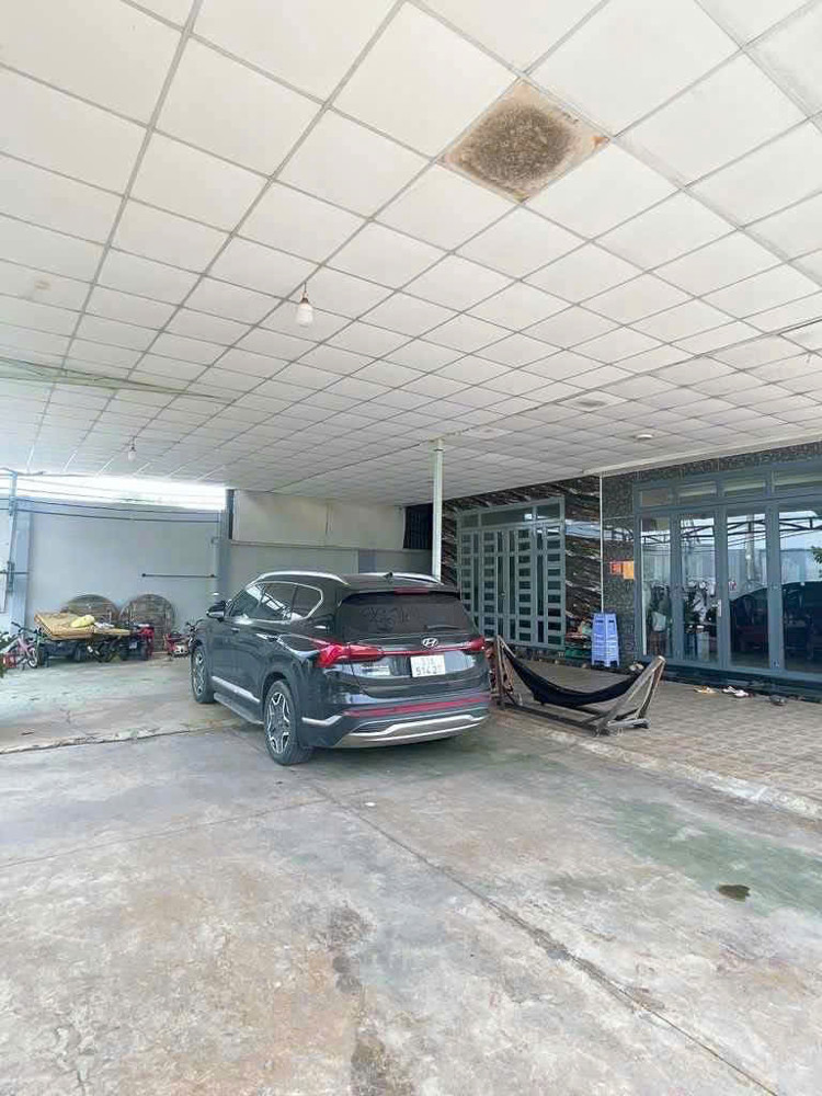 GIẢM 4T NHÀ XƯỞNG (5.870M²) 6 TRIỆU/M2 MẶT TIỀN NHỰA XE CÔNG HUỲNH THI NA, HM