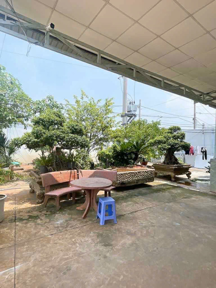 GIẢM 4T NHÀ XƯỞNG (5.870M²) 6 TRIỆU/M2 MẶT TIỀN NHỰA XE CÔNG HUỲNH THI NA, HM