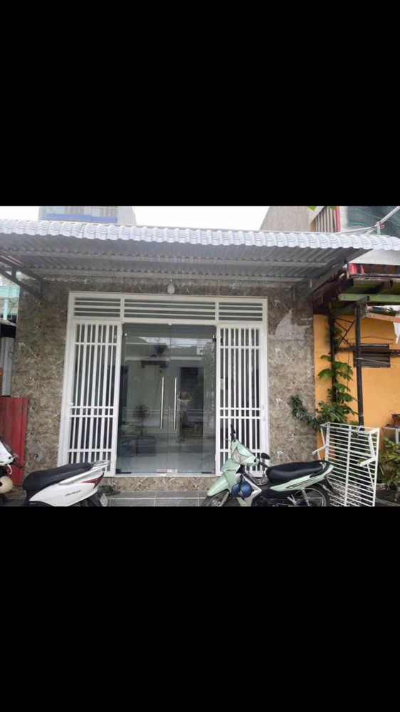 BÁN NHÀ 2 MẶT TIỀN hẻm ĐƯỜNG Ô TÔ – HÒN RỚ 1
- Diện tích: 42m² — Ngang: 4,6m (vuông đẹp)
- Hướng: