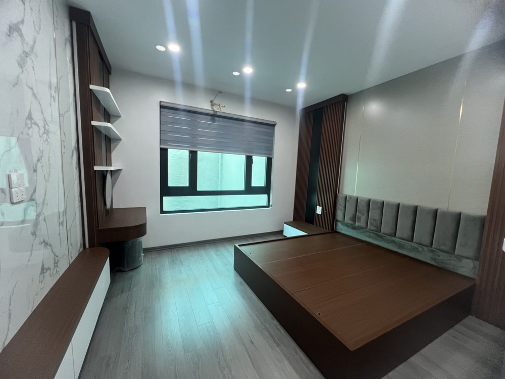 NHÀ ĐẸP TRUNG TÂM PHỐ TRẠM – LONG BIÊN – 41M² – 5 TẦNG – GIÁ 7.7 TỶ