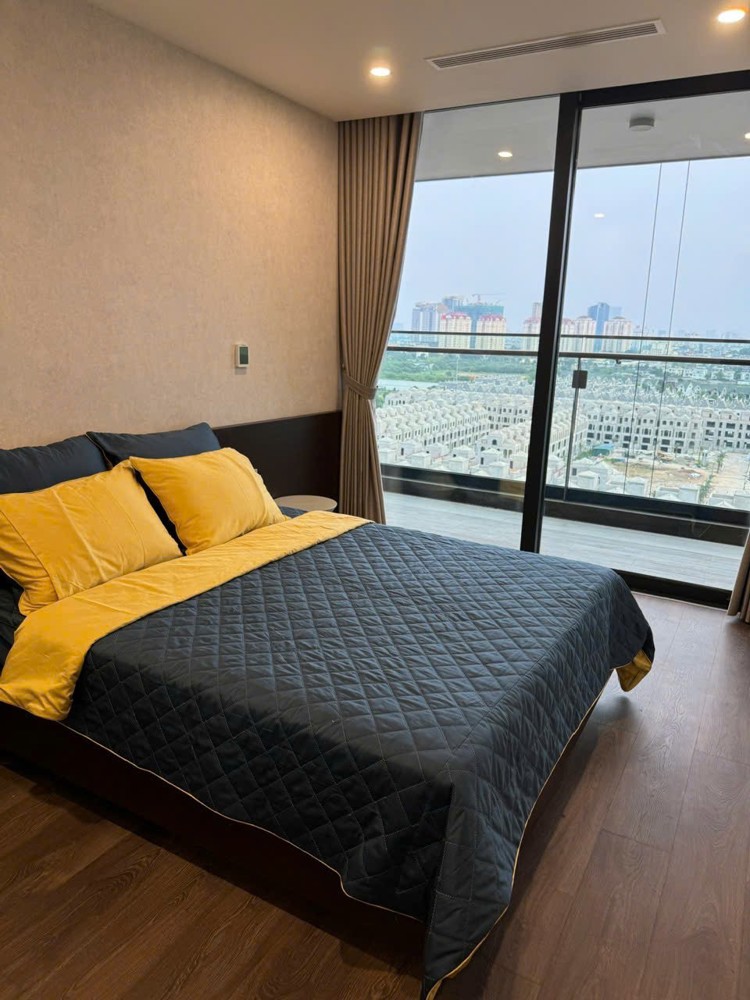 CĂN HỘ ĐẸP - GIÁ TỐT - Cho Thuê Căn Hộ Golden River Phường Phú Thượng, Quận Tây Hồ, tp Hà Nội