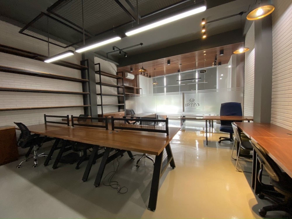 BÁN NHÀ HẦM + 5 LẦU HẺM XE TẢI GẦN QUỐC LỘ 13 - NGAY NÚT GIAO CẦU VƯỢT BÌNH PHƯỚC