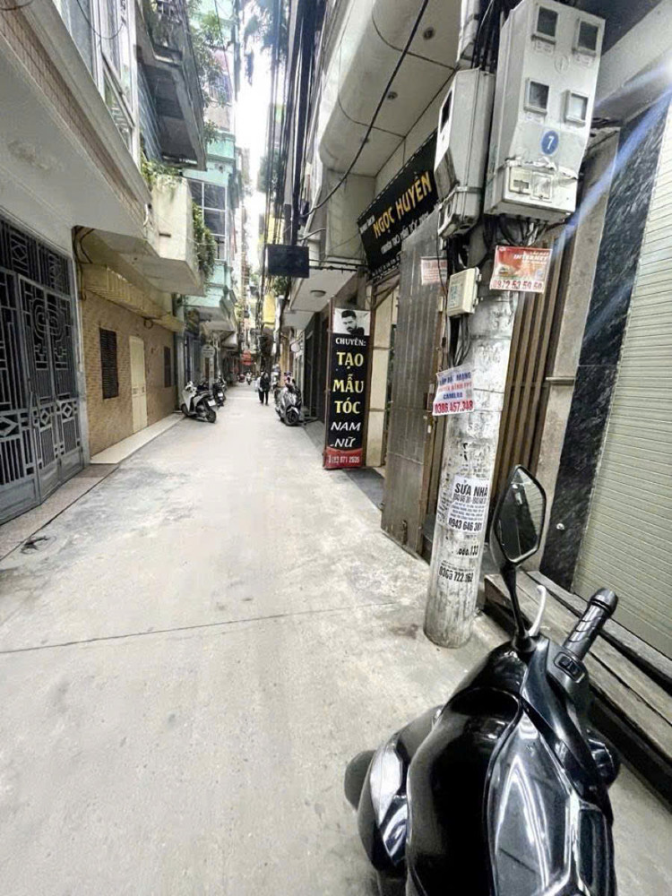 MẶT NGÕ KINH DOANH TẤP NẬP - Ô TÔ RA VÀO THOẢI MÁI - TRUNG TÂM ĐỐNG ĐA