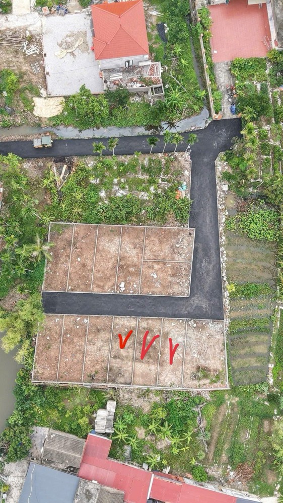 Lô đất giá hiếm dưới 1 tỷ tại Hòa Nghĩa – ngõ nhựa 5m, ô tô đỗ cửa  ZALO 0567 222 555