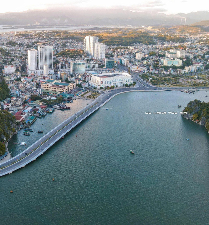 Cần Bán lô O-I.11-41 FLC Tropical City Hạ Long 90m Đối diện vườn hoa và Clubhouse 28 triệu/m²