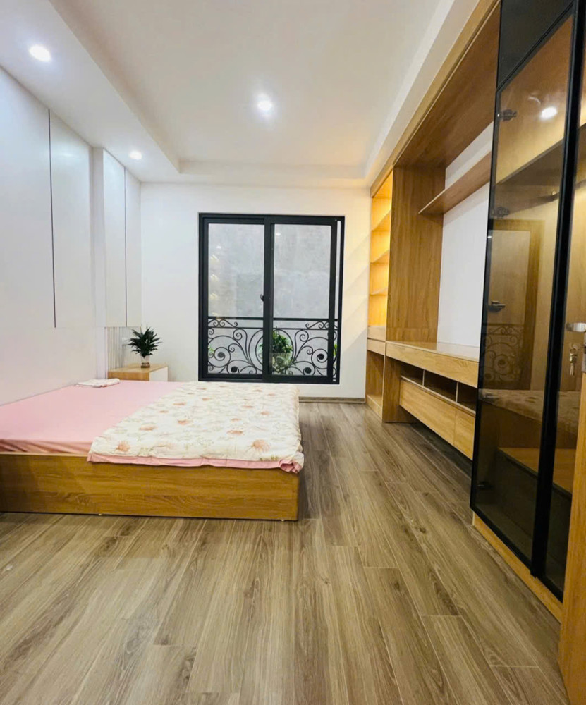 NHÀ MỚI, CỰC ĐẸP ĐƯỜNG PHẠM VĂN ĐỒNG, 6 TẦNG THANG MÁY, GẦN PHỐ - 11.6 TỶ