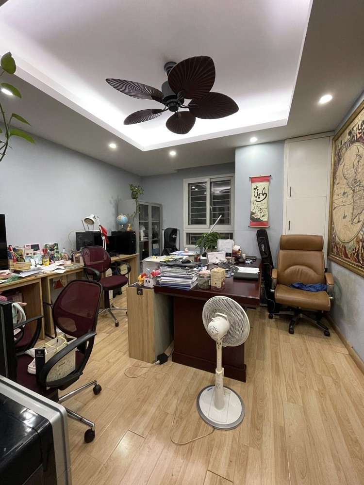 💥Chung cư 335 Cầu Giấy 90m2 / 3PN Nội thất hiện đại, chỉ 8.8 tỷ, vô vàn tiện ích